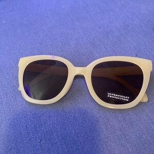 Light Yellow Ultraviolet Protection Sunglasses